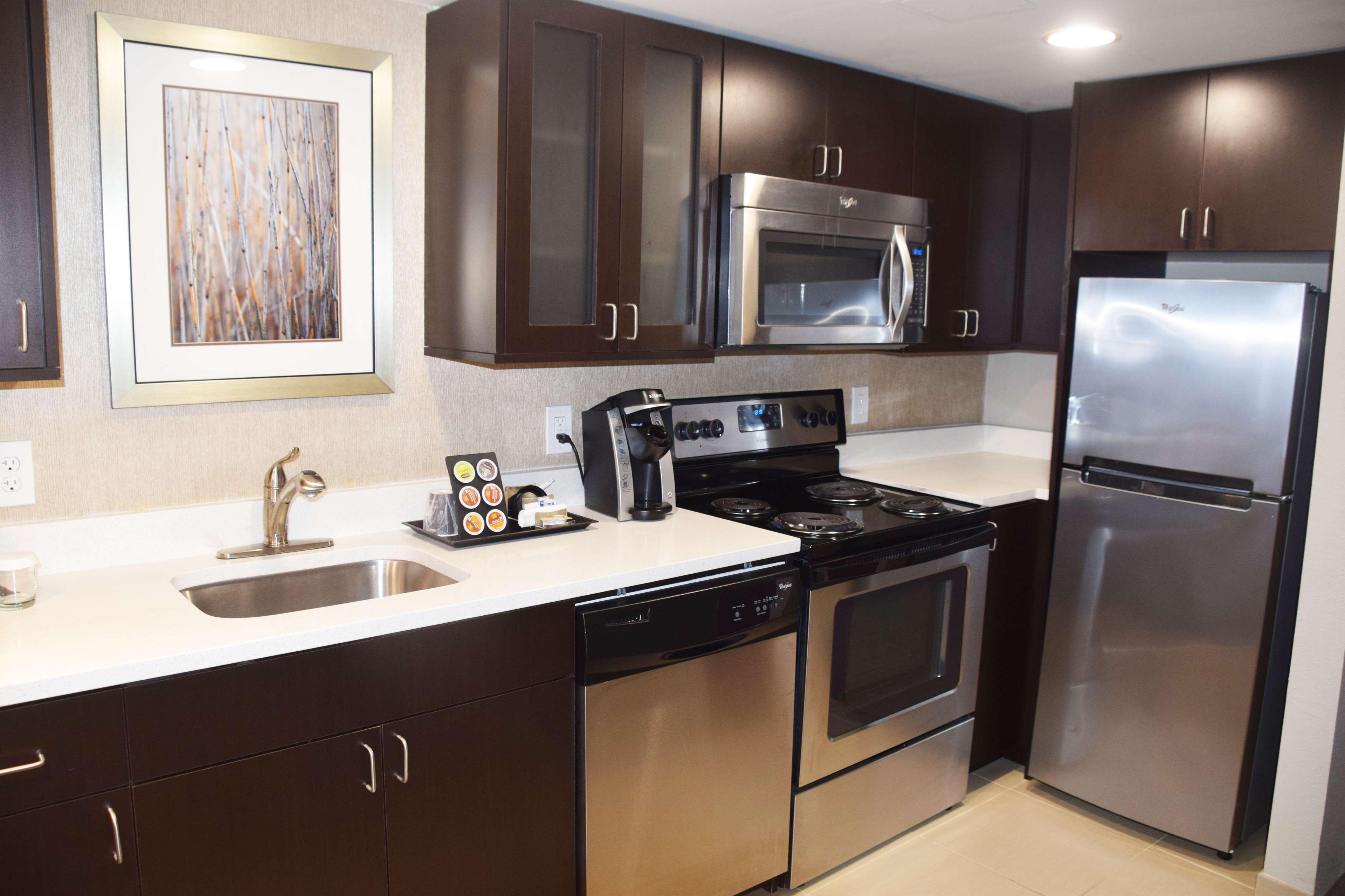 Doubletree By Hilton Montgomery Downtown Bagian luar foto