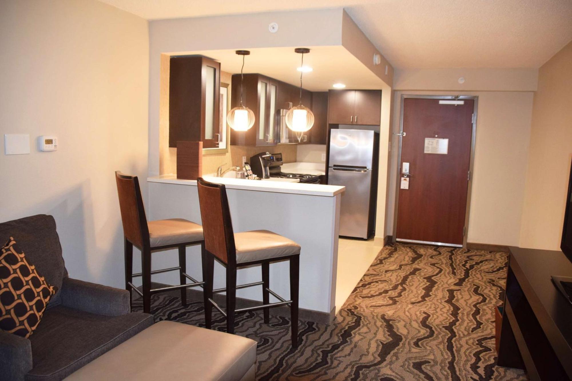 Doubletree By Hilton Montgomery Downtown Bagian luar foto
